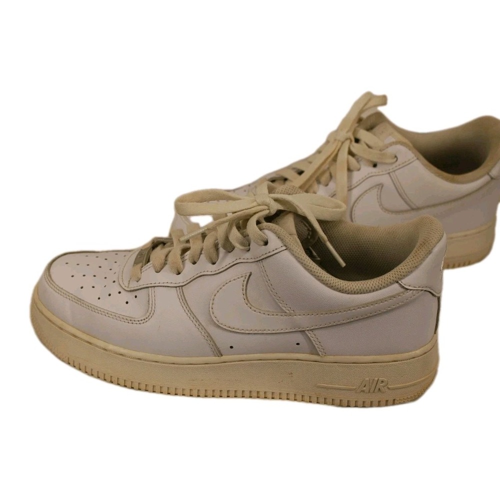 Nike Mens Air Force 1 '07 CW2288-111 Triple White Low Top Sneaker Size US 9